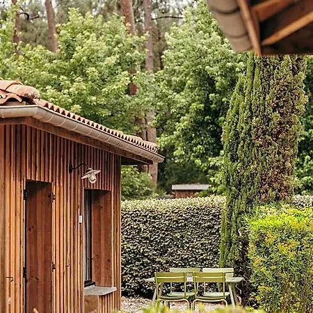 Domaine Du Ferret Restaurant & By Germain Collection 4*