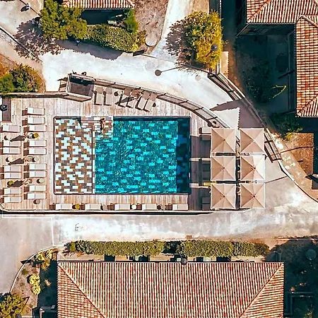 Domaine Du Ferret Restaurant & Hotel 4*