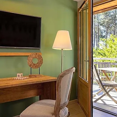 Domaine Du Ferret Restaurant & By Germain Collection 4*